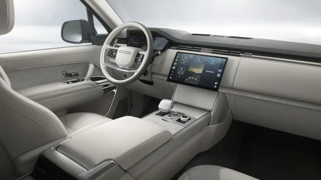 RANGE ROVER SV ULTRA PEBBLE BEACH 8 Motor16