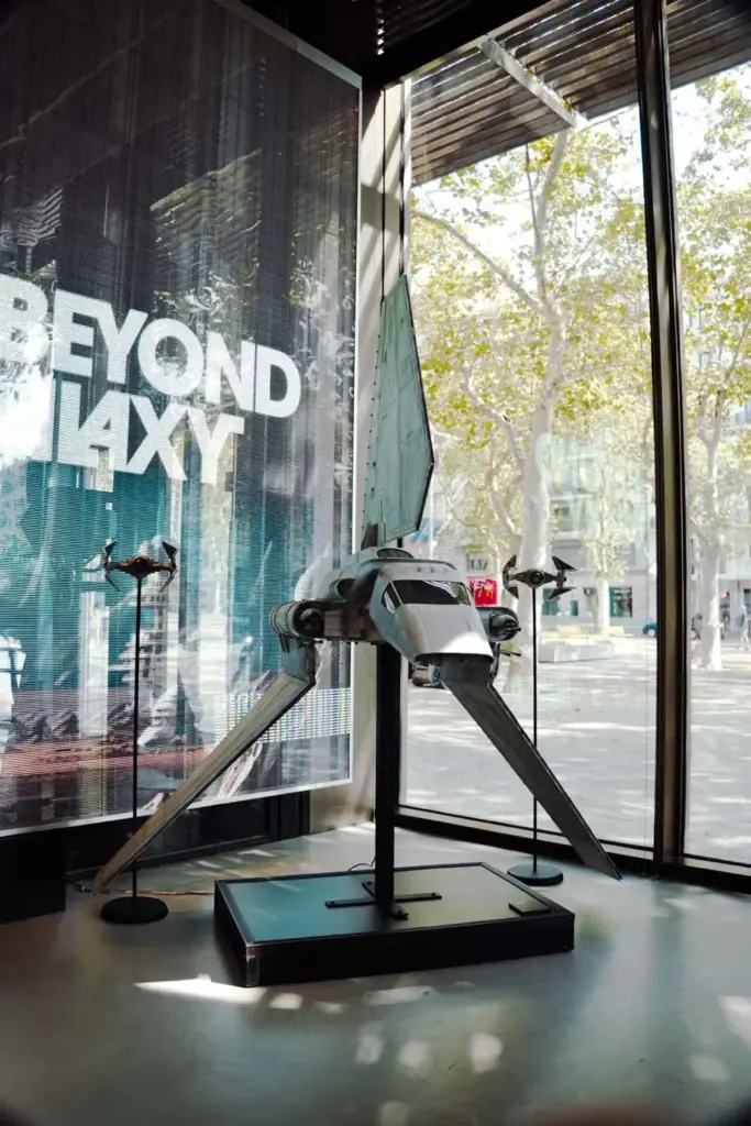 Planazo gratis en Barcelona: Casa CUPRA Raval acoge una de las mayores colecciones privadas de Star Wars de Europa 11 Motor16 REBELS BEYOND THE GALAXY 10 Motor16