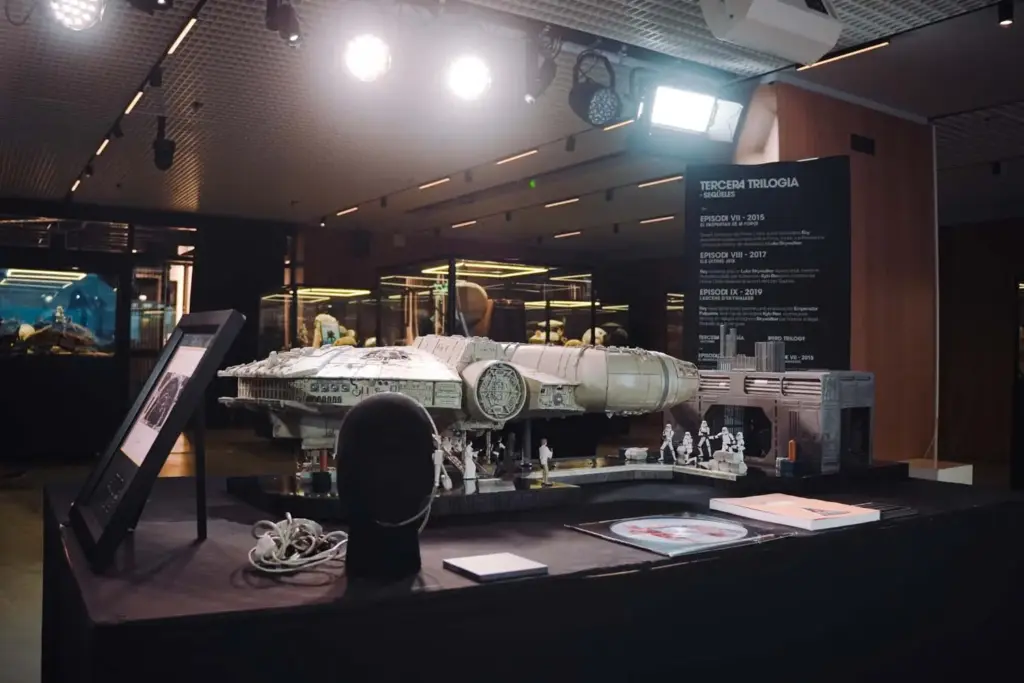 Planazo gratis en Barcelona: Casa CUPRA Raval acoge una de las mayores colecciones privadas de Star Wars de Europa 7 Motor16 REBELS BEYOND THE GALAXY 6 Motor16