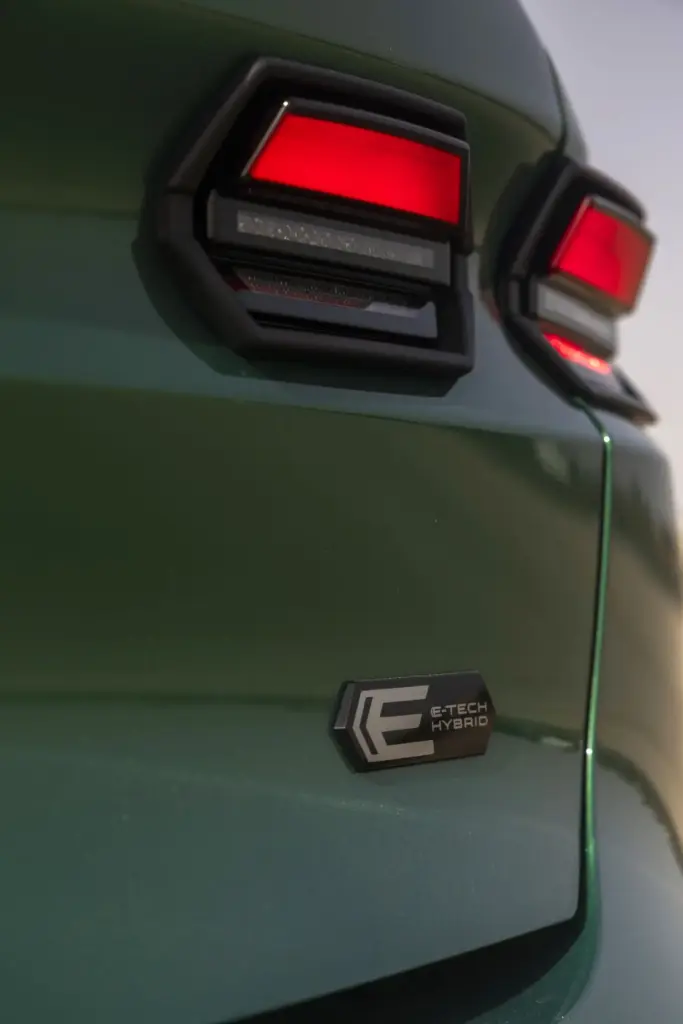 Comparativa Renault Clio Full Hybrid e-TECH Techno / Toyota Yaris Hybrid 130 Style 26 Motor16 Renault Clio Full Hybrid e Tech 9 Motor16