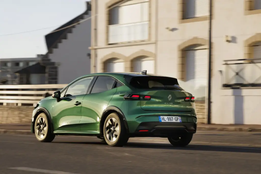 Primera prueba de los Renault Clio Eco-G y Symbioz Eco-G de GLP: El eslabón perdido 13 Motor16 Renaut Clio eco g 120 symbioz eco g 120 14 Motor16