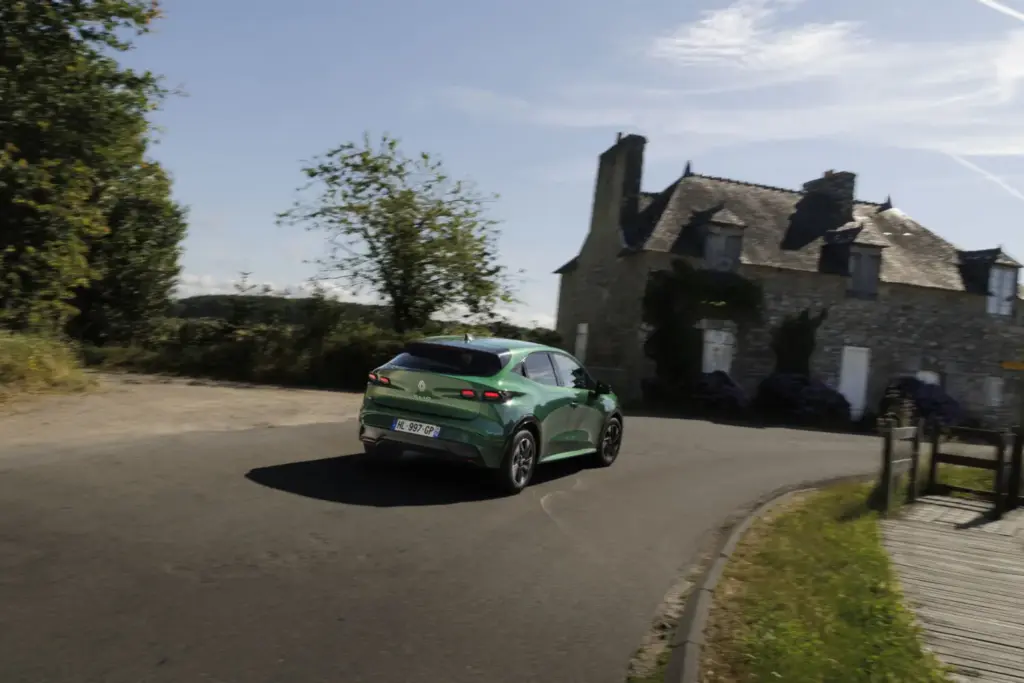 Primera prueba de los Renault Clio Eco-G y Symbioz Eco-G de GLP: El eslabón perdido 10 Motor16 Renaut Clio eco g 120 symbioz eco g 120 8 Motor16