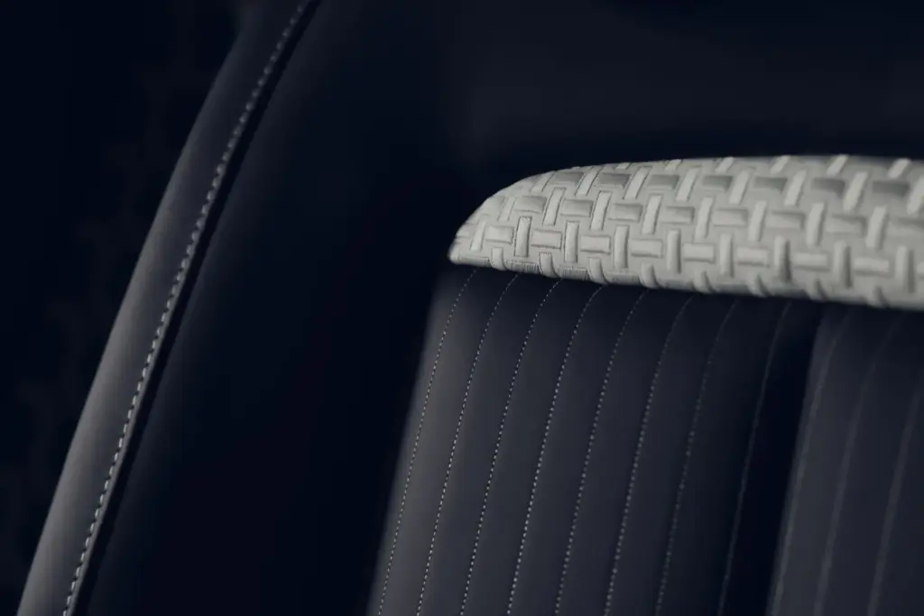 Rolls Royce Ghost Savile Row 3 seat detail Motor16