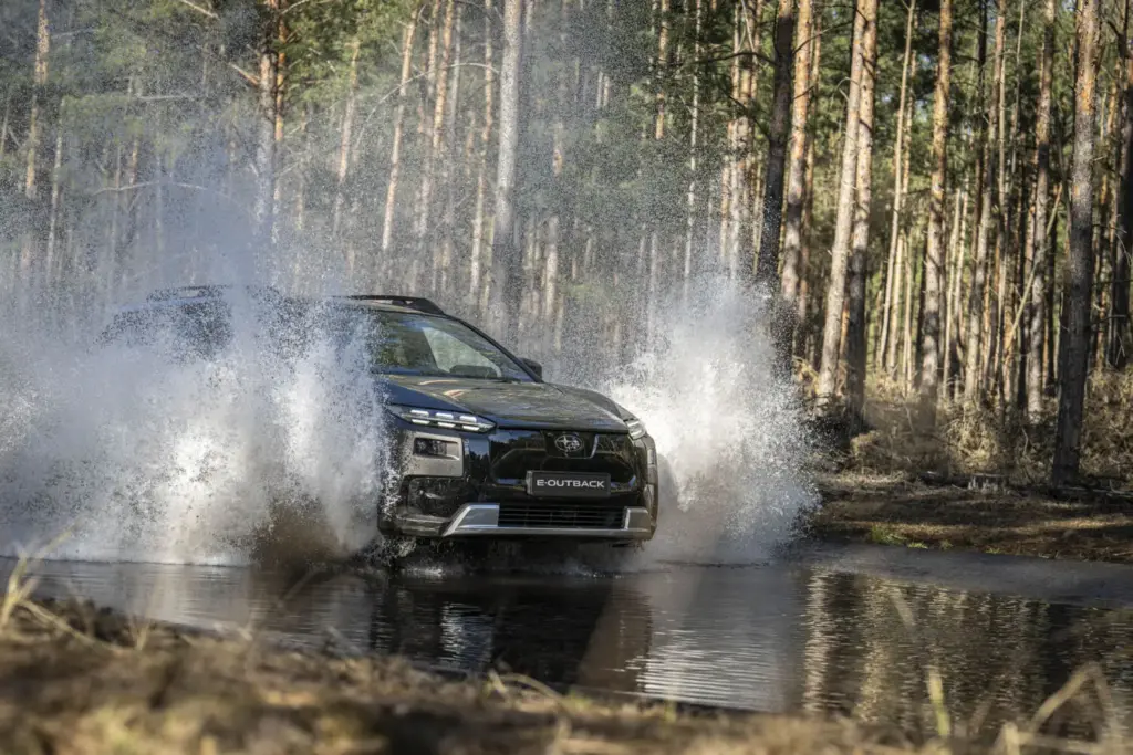 Subaru acelera su ofensiva eléctrica. Detalles y precios de sus nuevos Uncharted, E-Outback y Solterra 23 Motor16 Subaru E Outback 5 Motor16