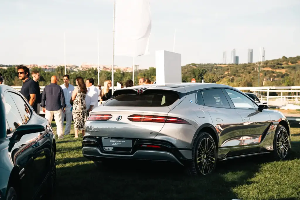 Los DENZA Z9GT y D9 están de gira por España: dónde podrás conocer estos modelos premium 9 Motor16 Gira de Verano 2026 DENZA10 Motor16