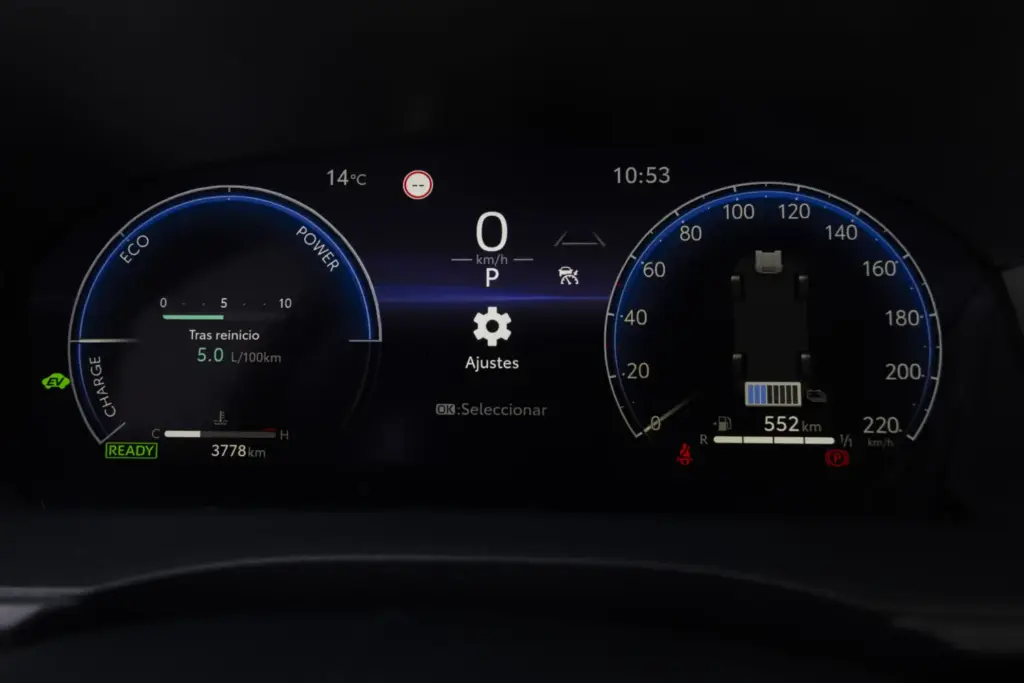 Comparativa Renault Clio Full Hybrid e-TECH Techno / Toyota Yaris Hybrid 130 Style 52 Motor16 Toyota Yaris 130H 13 Motor16