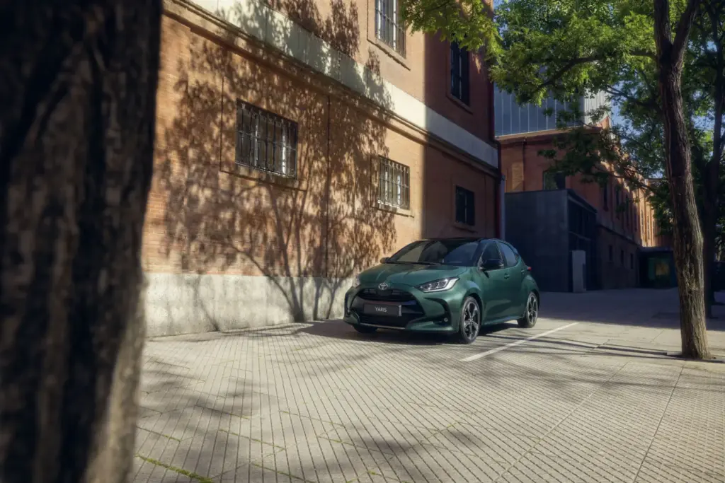 Toyota Yaris Hybrid 2026: el urbano híbrido que sigue marcando el paso en verano 12 Motor16 Toyota Yaris 2026 9 Motor16