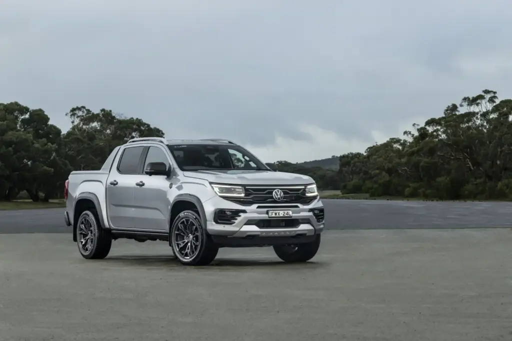 Volkswagen crea en Australia el Amarok W600, un pick up exclusivo con ADN Walkinshaw de Fórmula 1 6 Motor16 VOLKSWAGEN AMAROK W600 WALKINSHAW 01 Motor16