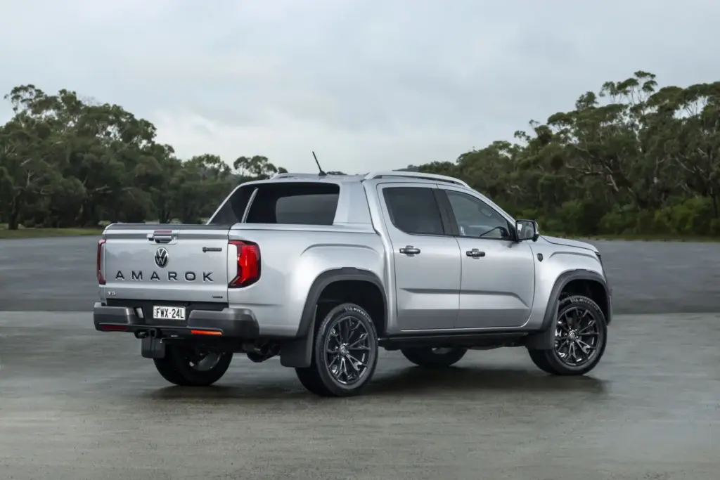 Volkswagen crea en Australia el Amarok W600, un pick up exclusivo con ADN Walkinshaw de Fórmula 1 3 Motor16 VOLKSWAGEN AMAROK W600 WALKINSHAW 02 Motor16