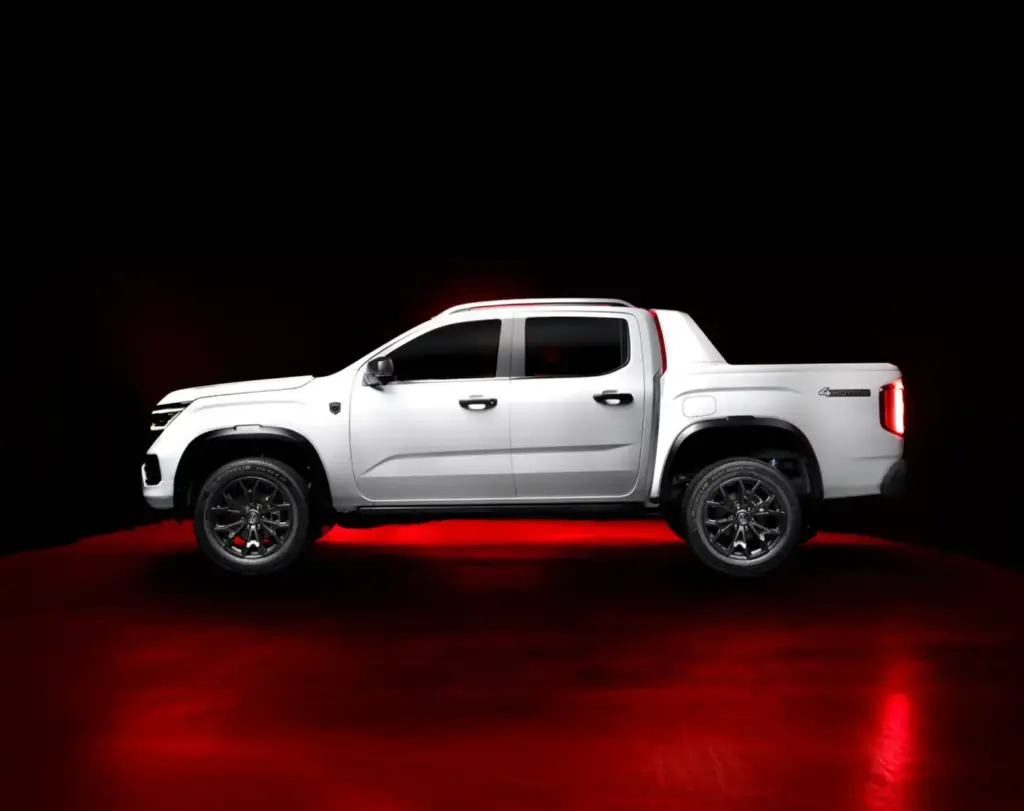 Volkswagen crea en Australia el Amarok W600, un pick up exclusivo con ADN Walkinshaw de Fórmula 1 13 Motor16 VOLKSWAGEN AMAROK W600 WALKINSHAW 6 Motor16