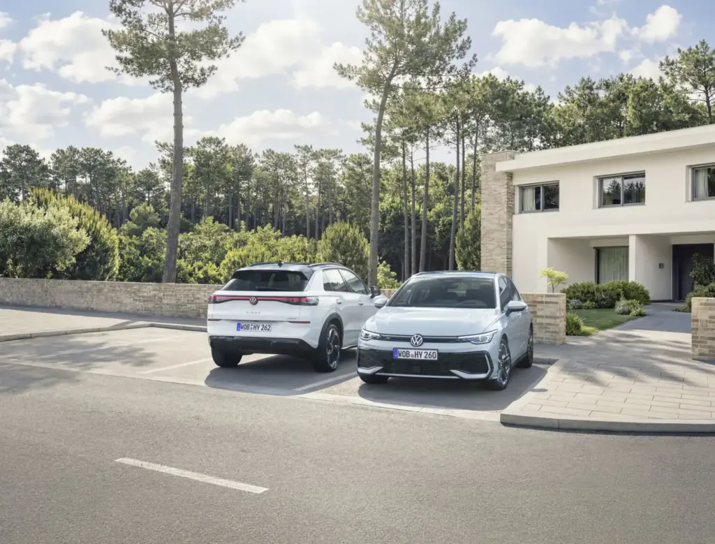 VOLKSWAGEN GOLF Y T ROC HYBRID 2 Motor16