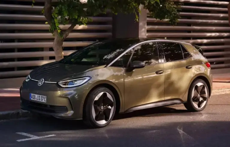 La industria del automóvil en Reino Unido exige una revisión urgente del mandato ZEV: las ventas de eléctricos no siguen el ritmo