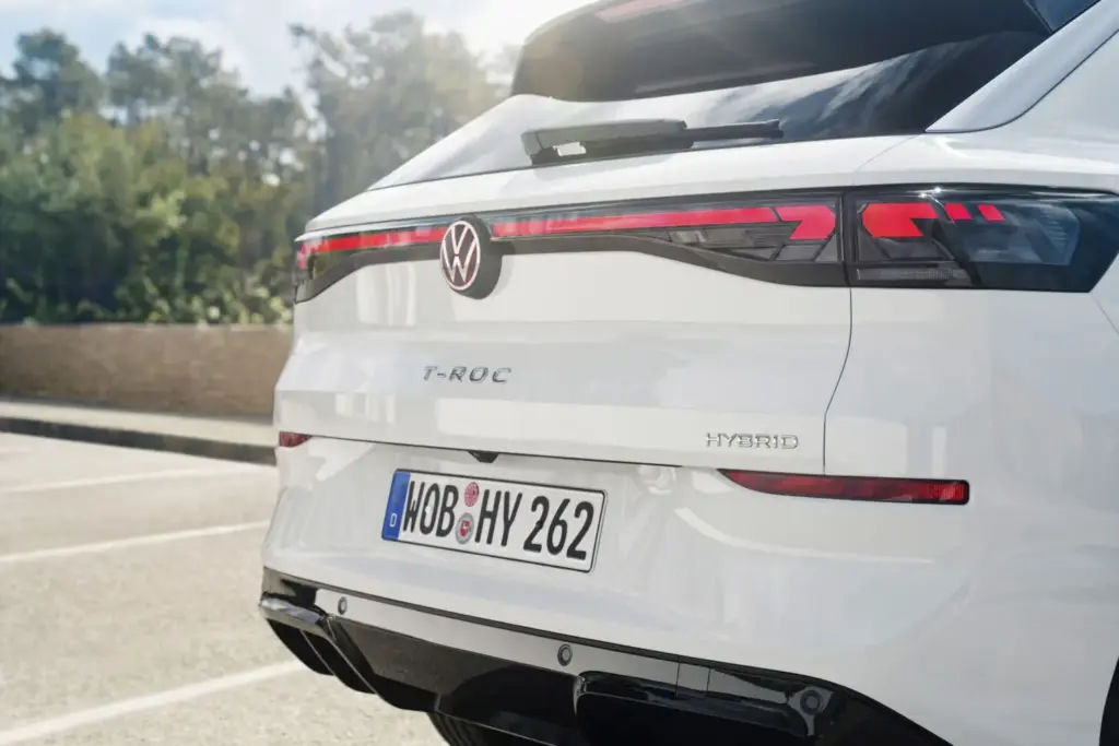 VOLKSWAGEN T ROC HYBRID 4 Motor16