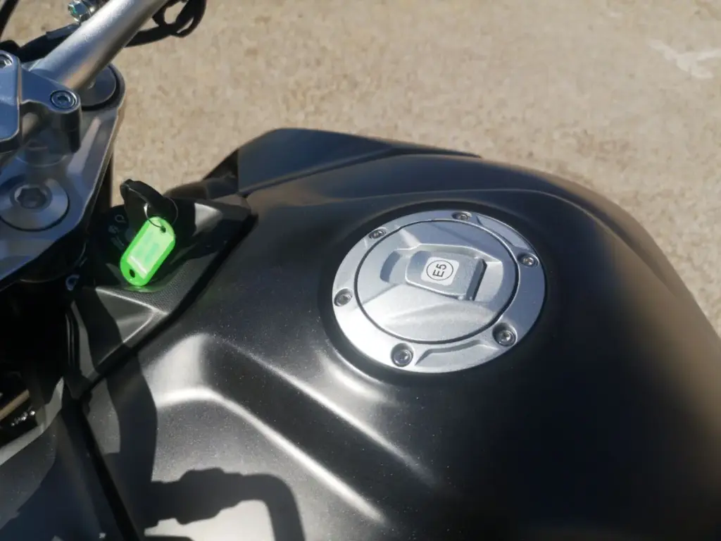 Prueba de la Voge 625R: Cuando lo importante es la diversión 23 Motor16 Voge 625R prueba fotos 16 Motor16