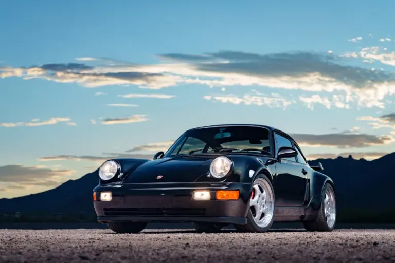 Porsche 911 Turbo 964 de 1991 con 7.000 millas originales subasta en Bring a Trailer