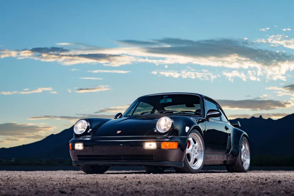 Porsche 911 Turbo 964 de 1991 con 7.000 millas originales subasta en Bring a Trailer