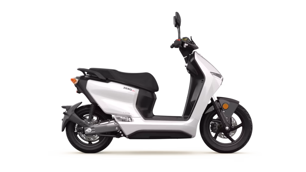 Zero LS1: el scooter eléctrico baja de los 5.000 euros 1 Motor16 Zero LS1 Motor16