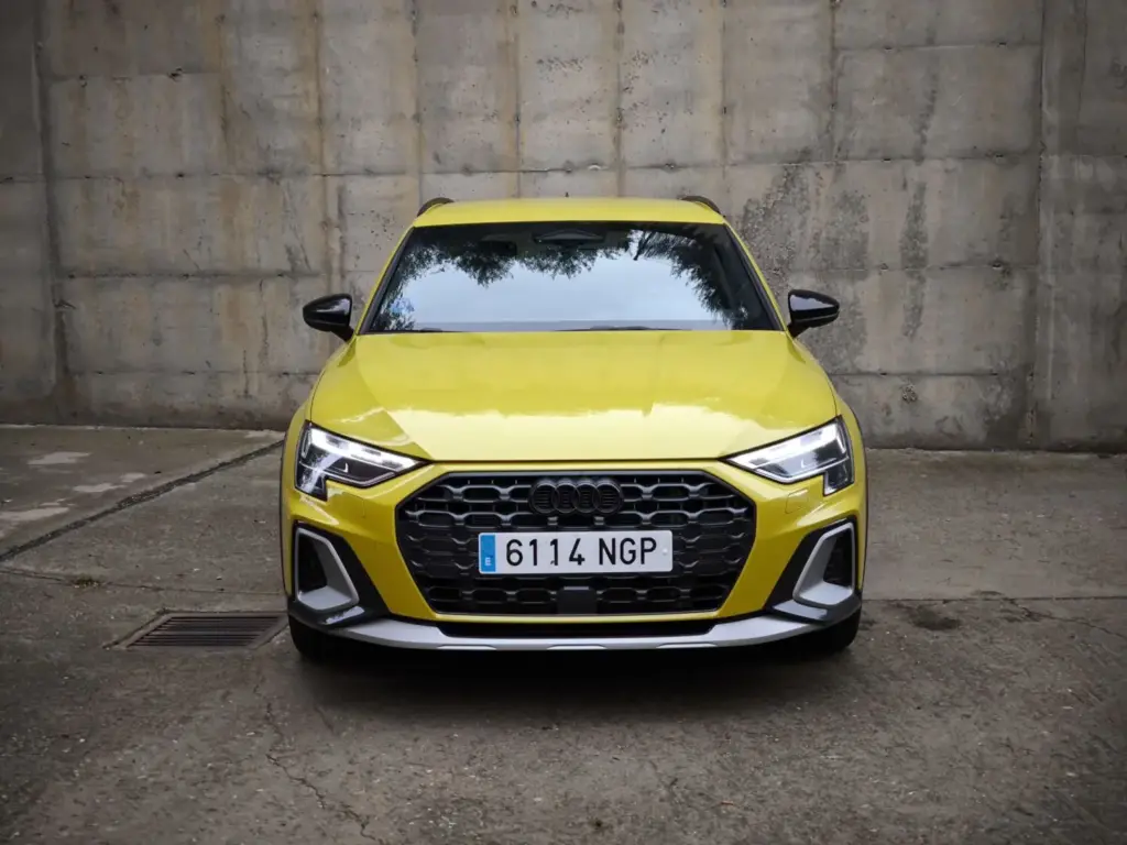 Prueba del Audi A3 allstreet PHEV: así es el compacto que juega a todas las cartas