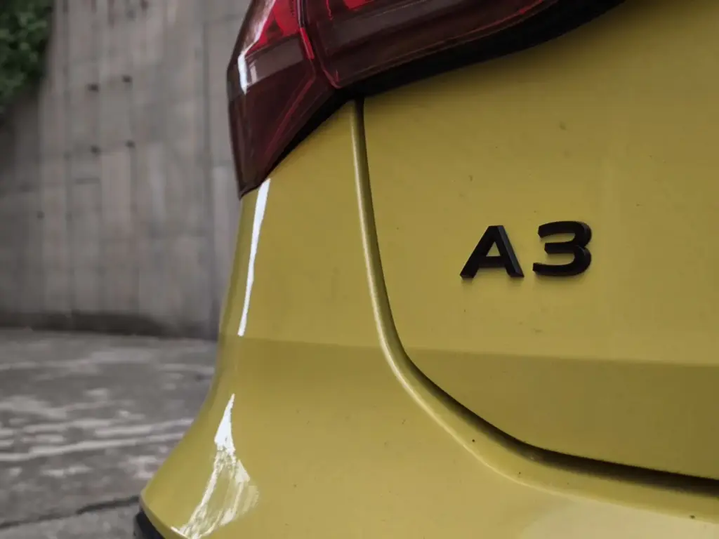 Prueba del Audi A3 allstreet PHEV: así es el compacto que juega a todas las cartas