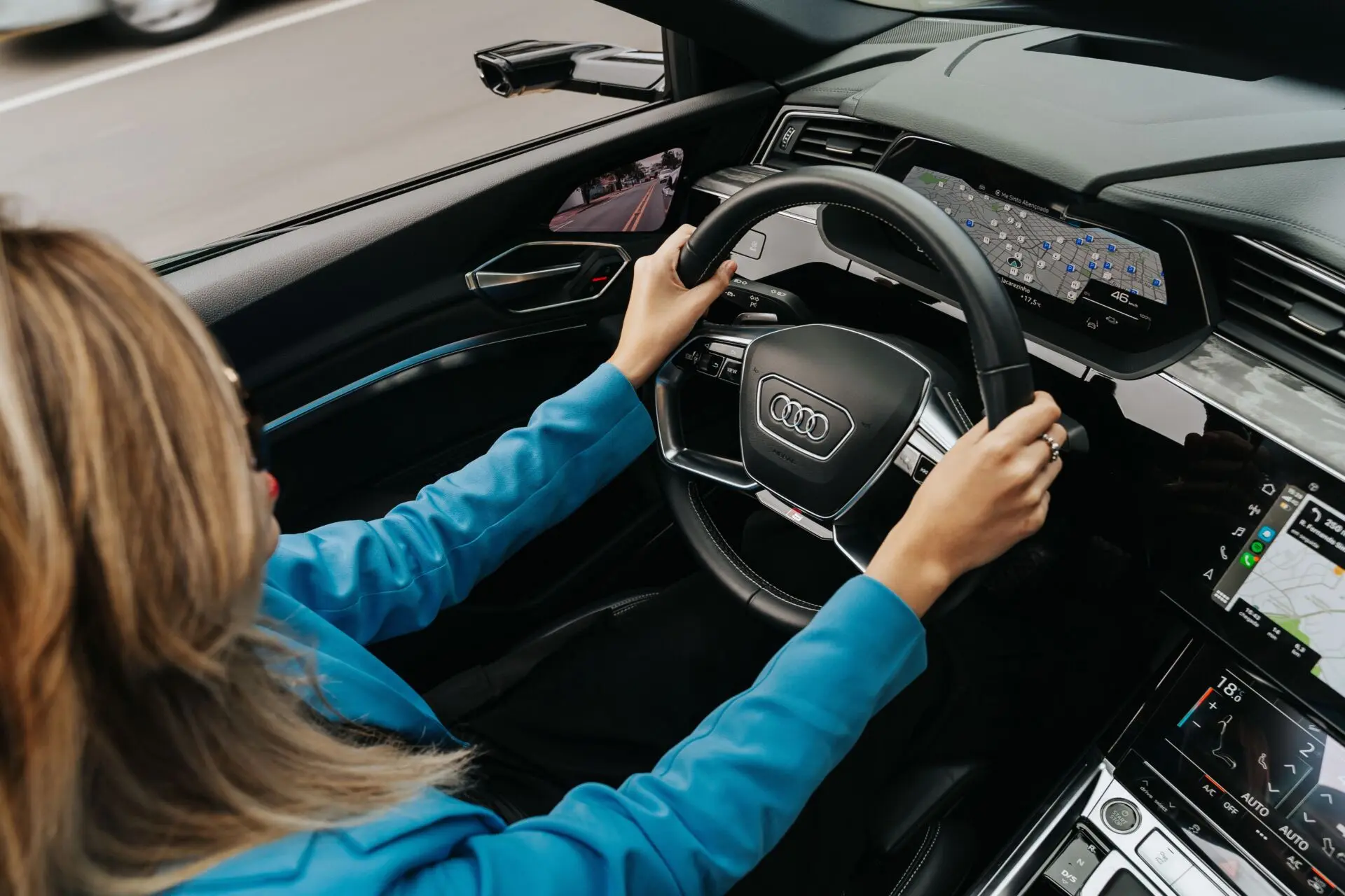 Audi Q4 e-tron digital