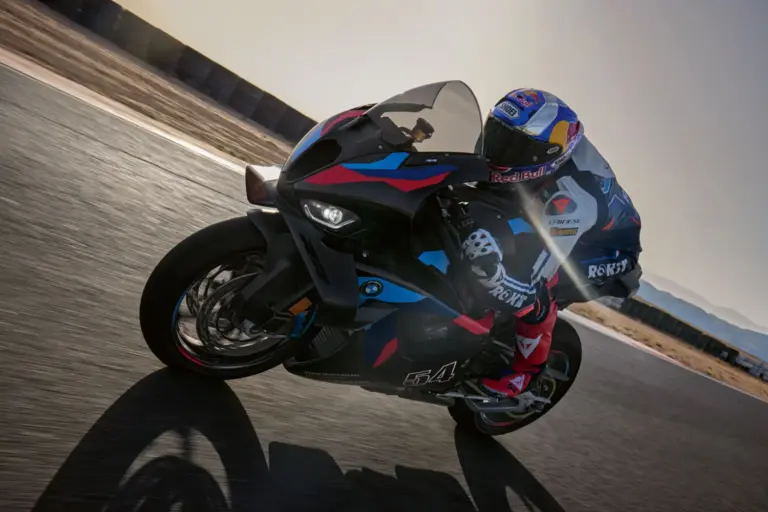 BMW M 1000 RR Nürburgring: tres ediciones limitadas de 100 unidades que celebran el centenario