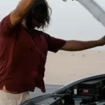Calor extremo y seguro de coche: las averías estivales que no cubre tu póliza y cómo evitarlas con un mantenimiento clave