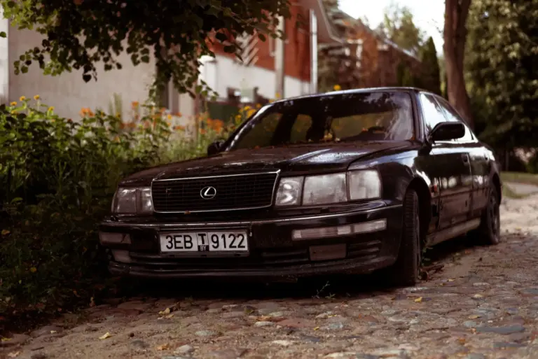 El Lexus LS430 que debes comprar, el Mercedes SL600 que debes vender y el W126 que debes conservar