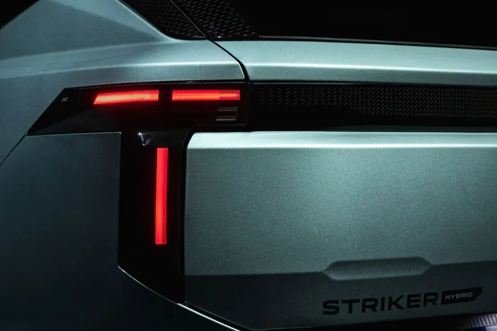 Toma de contacto con el Dacia Striker: tres coches en uno 52 Motor16 dacia Striker contacto estatico 10 Motor16