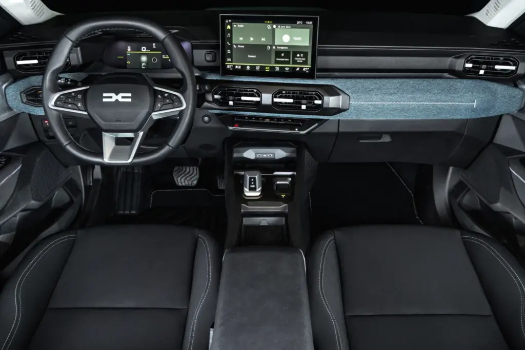 Toma de contacto con el Dacia Striker: tres coches en uno 50 Motor16 dacia Striker contacto estatico 12 Motor16