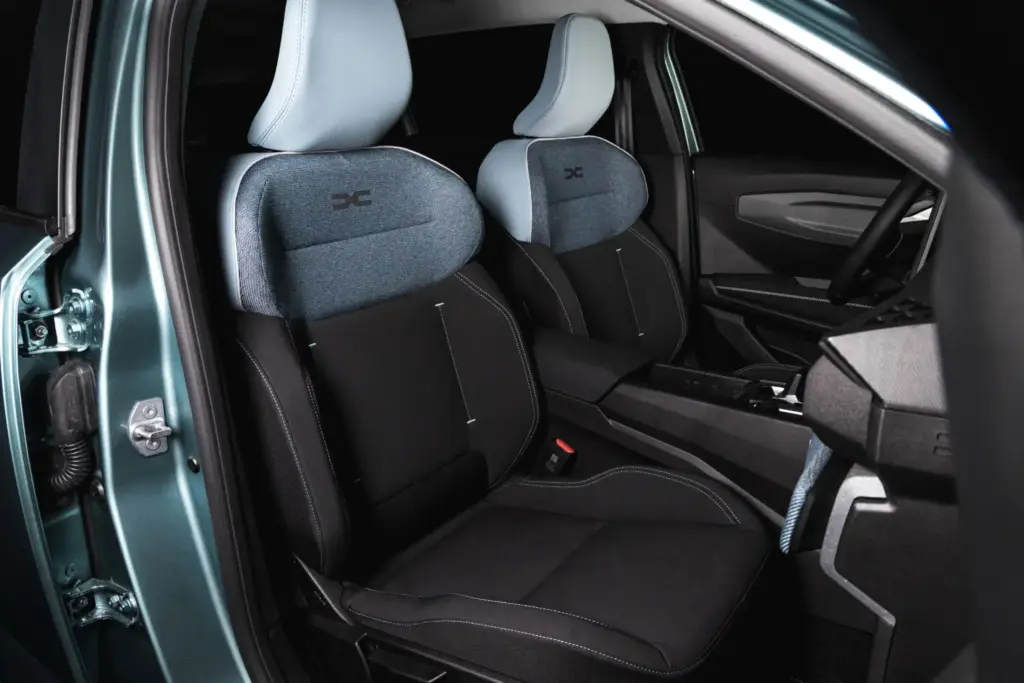Toma de contacto con el Dacia Striker: tres coches en uno 23 Motor16 dacia Striker contacto estatico 43 Motor16