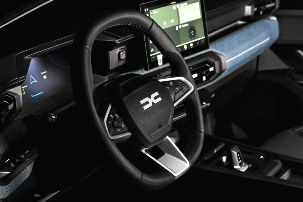 Toma de contacto con el Dacia Striker: tres coches en uno 19 Motor16 dacia Striker contacto estatico 47 Motor16
