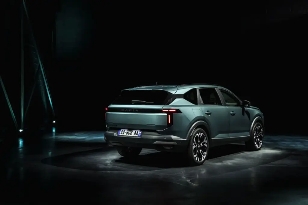 Toma de contacto con el Dacia Striker: tres coches en uno 11 Motor16 dacia Striker contacto estatico 55 Motor16