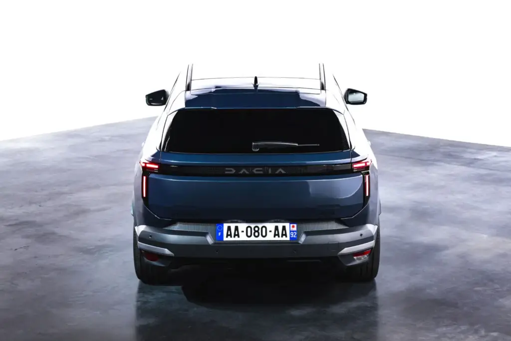 Toma de contacto con el Dacia Striker: tres coches en uno 110 Motor16 dacia striker 1 Motor16