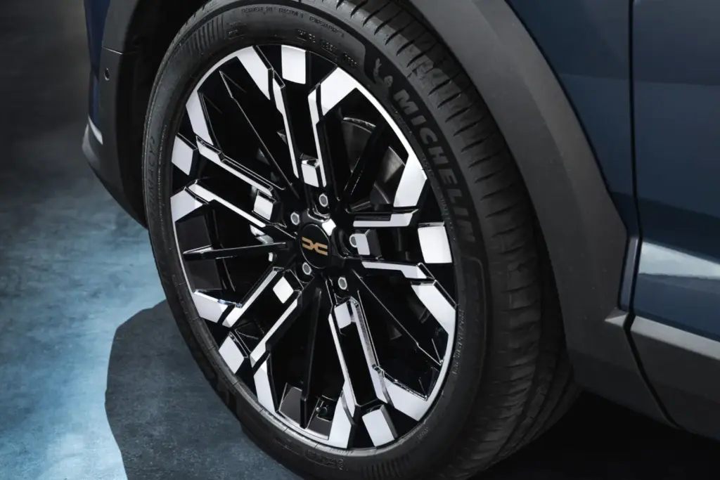Toma de contacto con el Dacia Striker: tres coches en uno 109 Motor16 dacia striker 2 Motor16