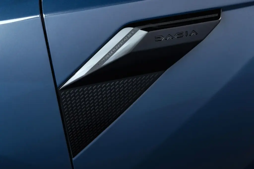 Toma de contacto con el Dacia Striker: tres coches en uno 108 Motor16 dacia striker 3 Motor16