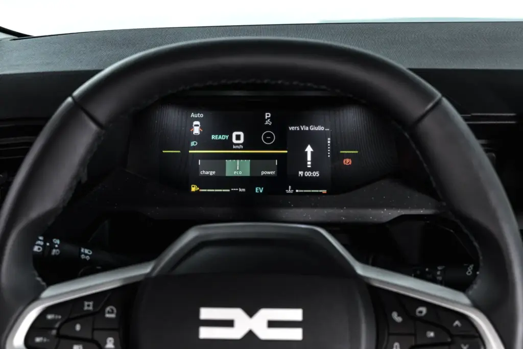 Toma de contacto con el Dacia Striker: tres coches en uno 77 Motor16 dacia striker 38 Motor16