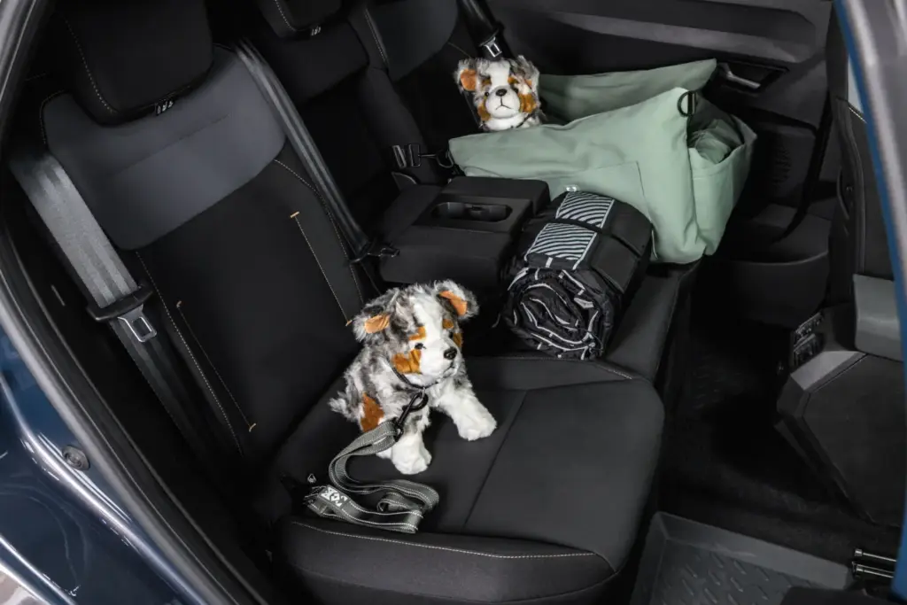 Toma de contacto con el Dacia Striker: tres coches en uno 71 Motor16 dacia striker 45 Motor16