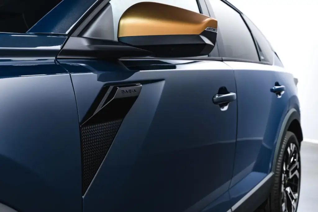 Toma de contacto con el Dacia Striker: tres coches en uno 106 Motor16 dacia striker 5 Motor16