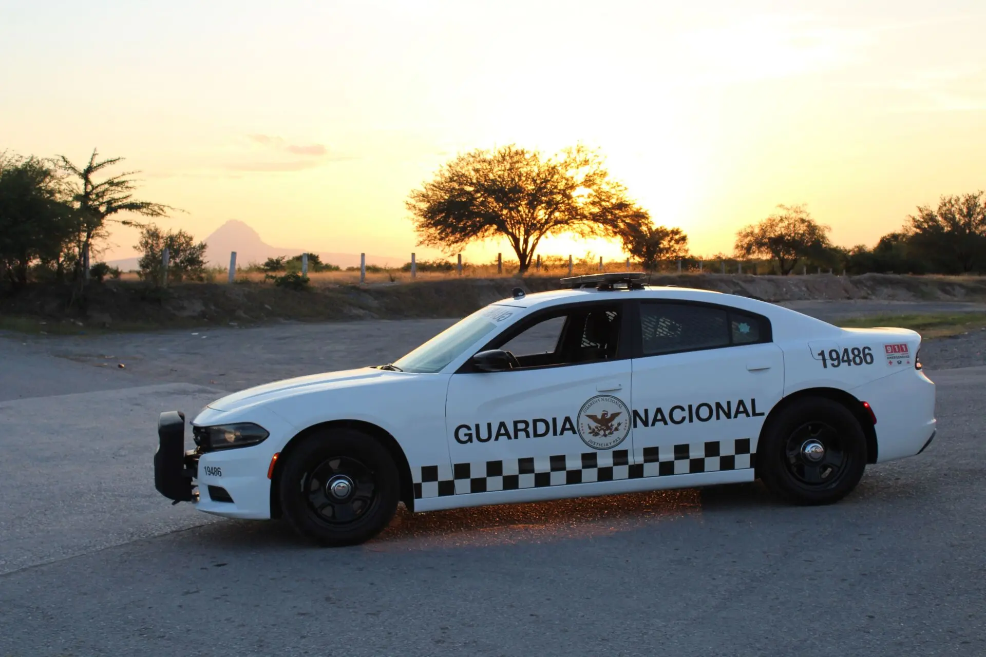 La DGT obliga a la Guardia Civil a acudir a cada aviso de tu baliza V-16: evita una multa de 200 euros 1 Motor16 DGT baliza