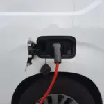 Las ventas de coches eléctricos de segunda mano crecen un 45% en 2026: el precio medio baja a 31.661 euros