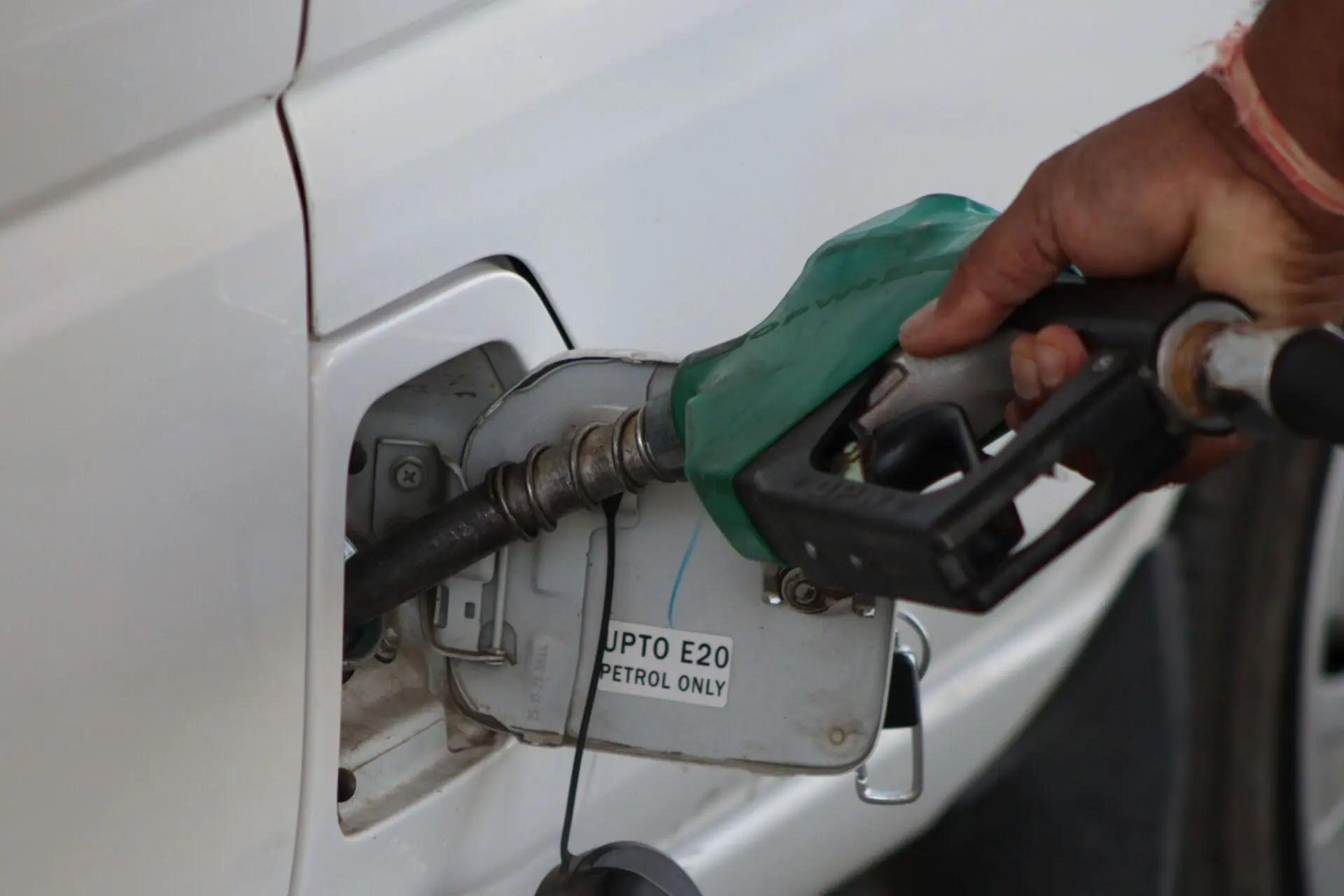 La gasolina premium se dispara en EE.UU.: la diferencia con la regular supera los 0,80 euros por galón 1 Motor16 octanaje combustible
