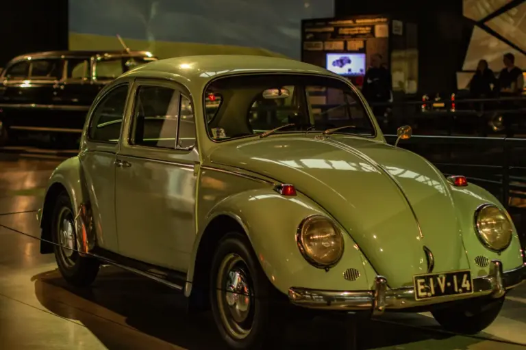 Historia del Volkswagen Beetle: 81 años del coche que conquistó el mundo