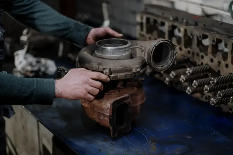 La avería del turbo de tu coche puede costarte 1.500 euros y se evita con un cambio de aceite a tiempo