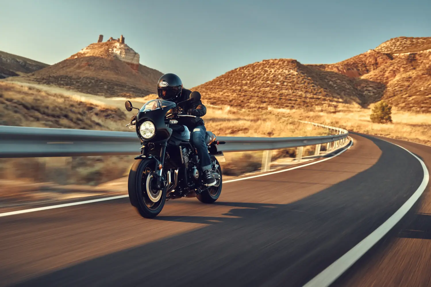 Kawasaki Z900RS CAFE 2027: la alternativa a la Honda de cuatro cilindros que llega en septiembre