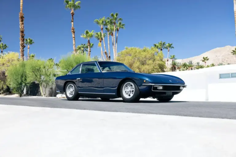 Lamborghini Islero 1969: chasis 6366, uno de los 125 primeros, a subasta en Bring a Trailer