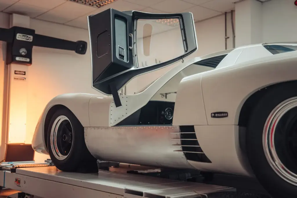 Este McLaren M6GT es el coche de calle soñado por Bruce McLaren que nunca vio la luz 4 Motor16 Este McLaren M6GT es el coche de calle soñado por Bruce McLaren que nunca vio la luz