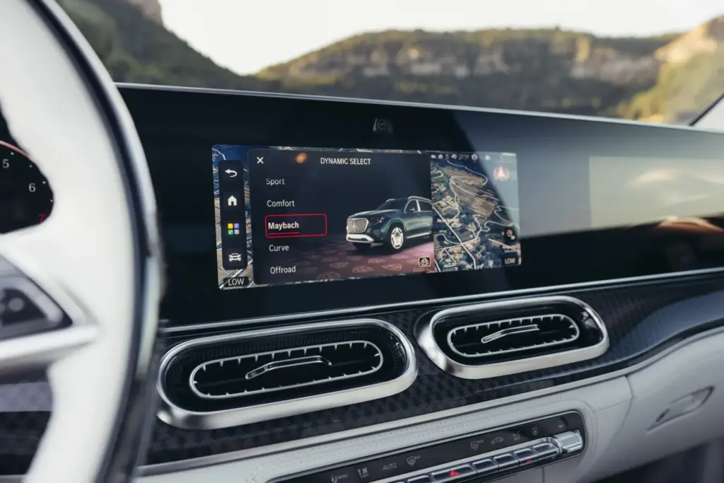 mercedes maybach gls 2027 10 Motor16