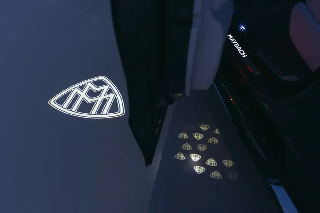 mercedes maybach gls 2027 18 Motor16