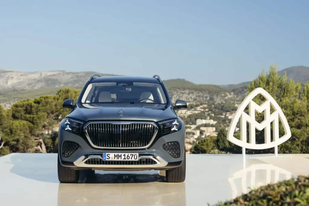 mercedes maybach gls 2027 3 Motor16