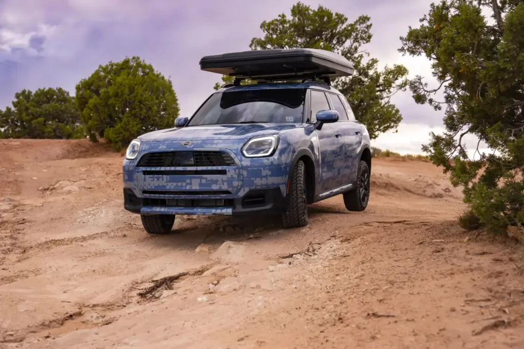 mini countryman offroad edition 30 Motor16